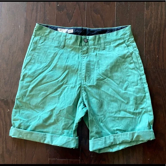2 bundle Volcom Shorts - Picture 2 of 9